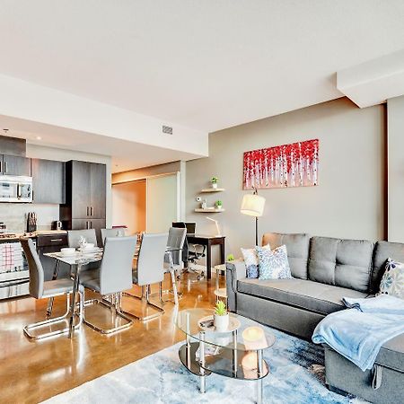 Modern 2Br Condo - King Bed - Downtown City Views Calgary Luaran gambar